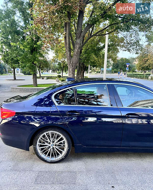 Седан BMW 5 Series 2019 в Львове
