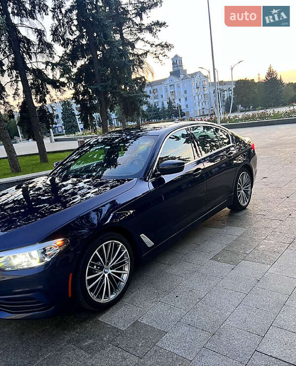 Седан BMW 5 Series 2019 в Львове