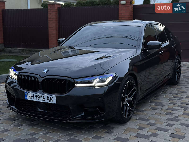 Седан BMW 5 Series 2017 в Одессе