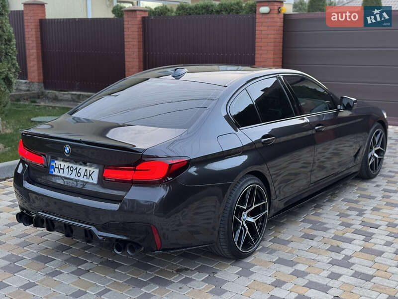 Седан BMW 5 Series 2017 в Одессе