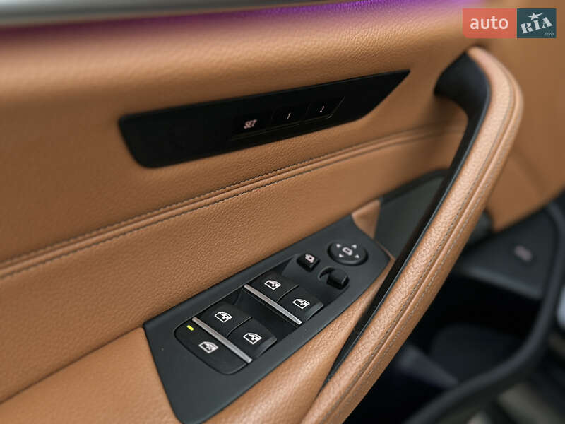 Седан BMW 5 Series 2017 в Одессе