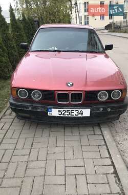 Седан BMW 5 Series 1992 в Киеве