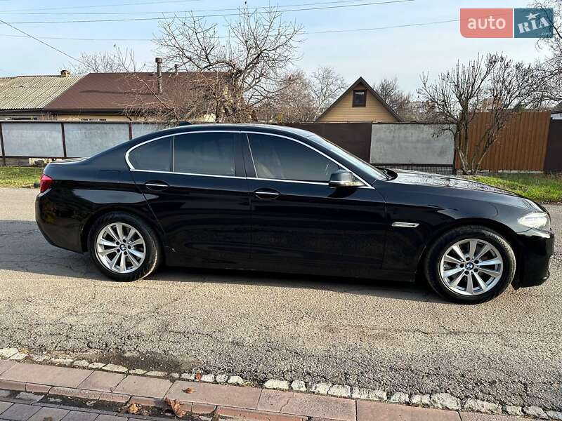 Седан BMW 5 Series 2015 в Дніпрі