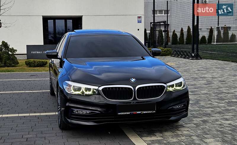 Седан BMW 5 Series 2017 в Мукачево