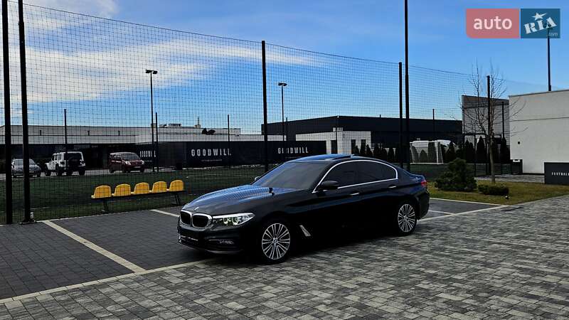 Седан BMW 5 Series 2017 в Мукачево