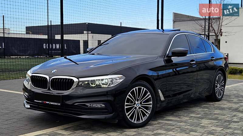 Седан BMW 5 Series 2017 в Мукачево