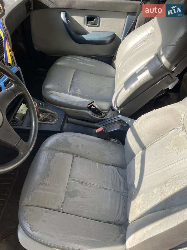 Седан BMW 5 Series 1987 в Киеве