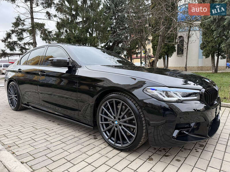 Седан BMW 5 Series 2018 в Кам'янець-Подільському