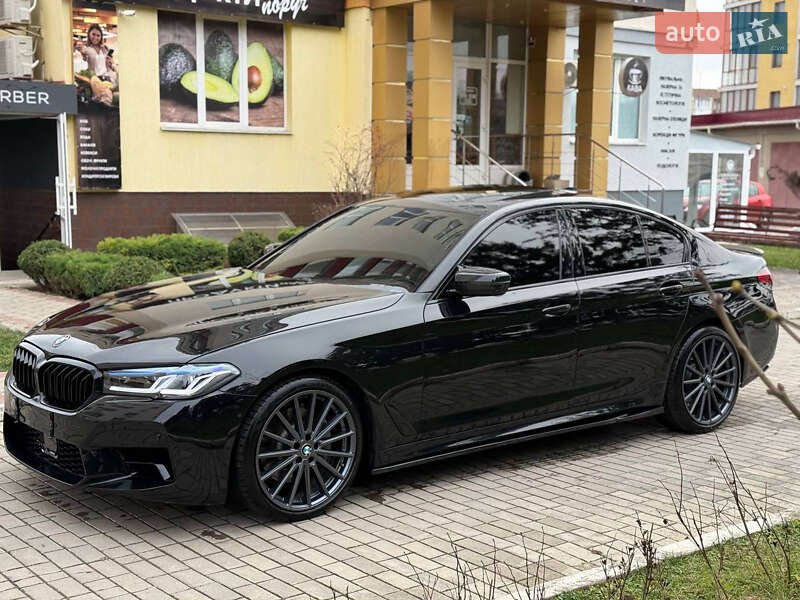 Седан BMW 5 Series 2018 в Кам'янець-Подільському