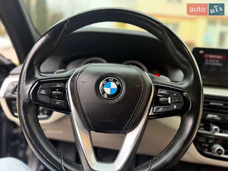 Седан BMW 5 Series 2018 в Кам'янець-Подільському