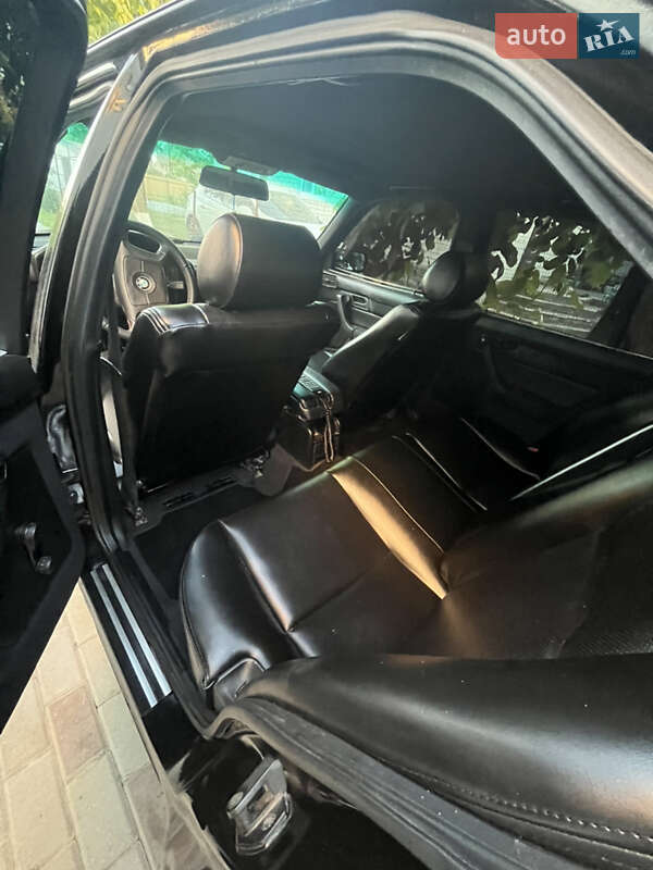 Седан BMW 5 Series 1994 в Черкассах
