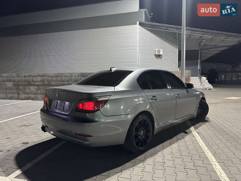 Седан BMW 5 Series 2007 в Сарнах