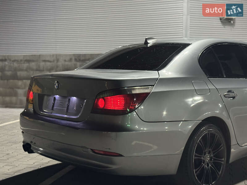 Седан BMW 5 Series 2007 в Сарнах