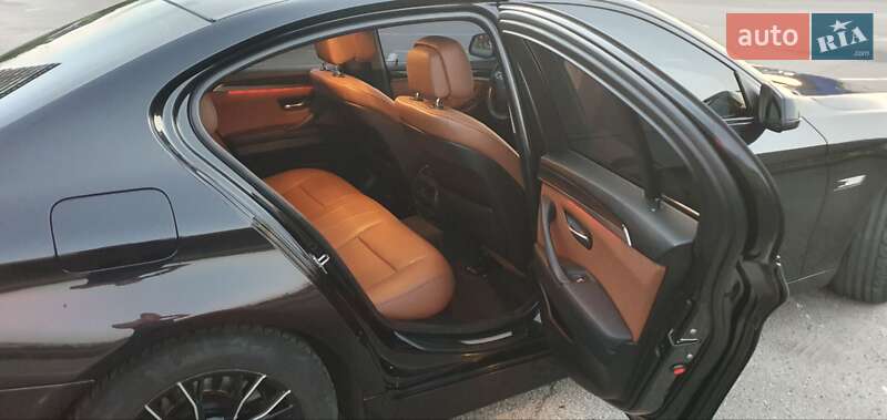 Седан BMW 5 Series 2012 в Івано-Франківську