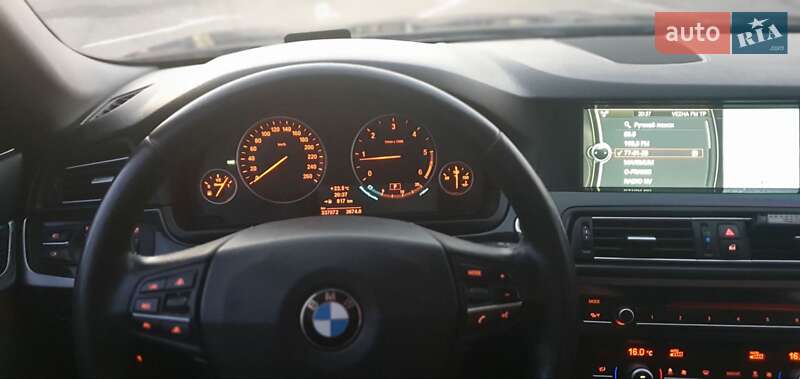 Седан BMW 5 Series 2012 в Івано-Франківську