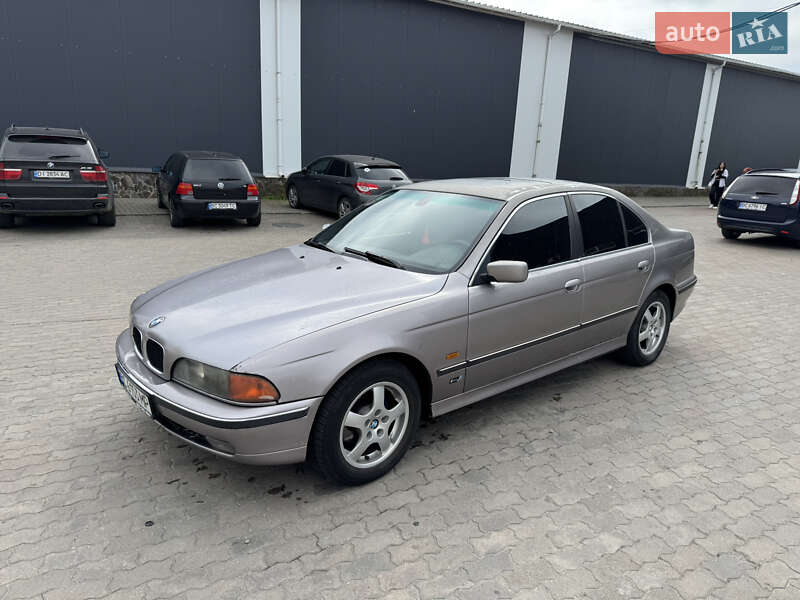 Седан BMW 5 Series 1999 в Стрию