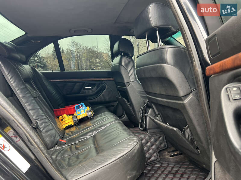 Седан BMW 5 Series 1999 в Днепре