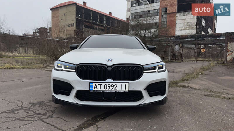 Седан BMW 5 Series 2018 в Калуше