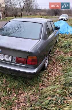 Седан BMW 5 Series 1988 в Ковеле