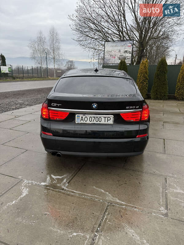 Лифтбек BMW 5 Series 2010 в Хусте