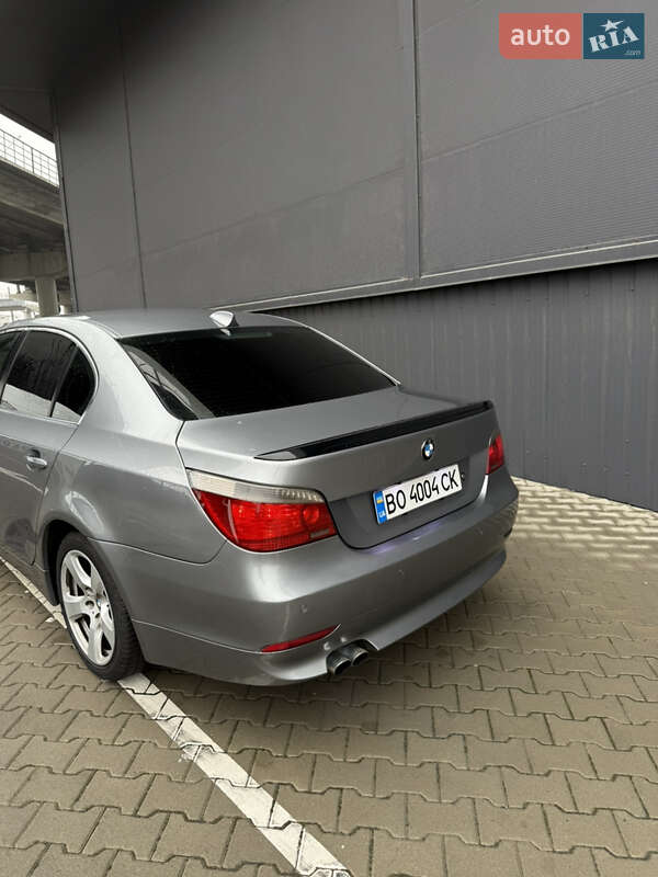 Седан BMW 5 Series 2004 в Тернополе