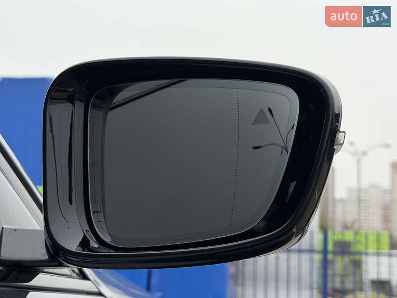 Седан BMW 5 Series 2019 в Киеве фото 23 Седан BMW 5 Series 2019 в Киеве