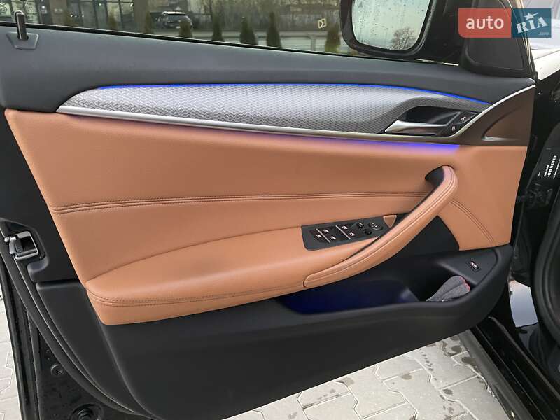 Седан BMW 5 Series 2018 в Вінниці