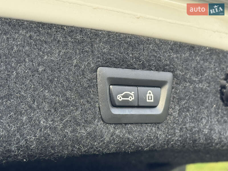 Седан BMW 5 Series 2017 в Дніпрі