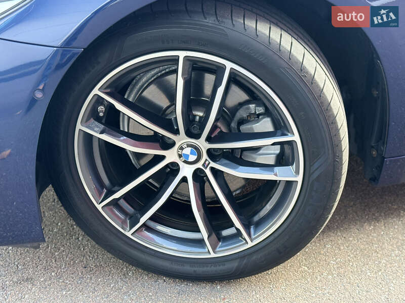 Седан BMW 5 Series 2018 в Киеве