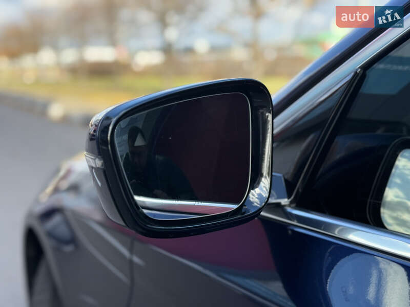 Седан BMW 5 Series 2018 в Киеве