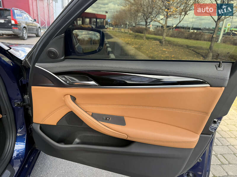Седан BMW 5 Series 2018 в Киеве