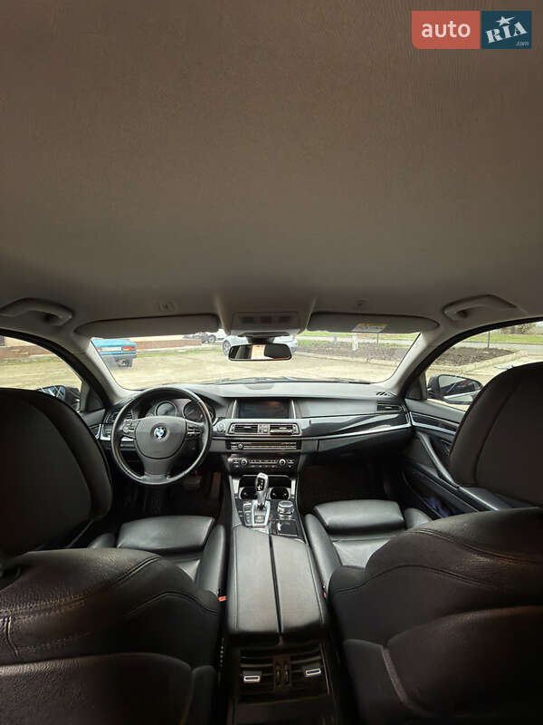 Седан BMW 5 Series 2014 в Южноукраинске