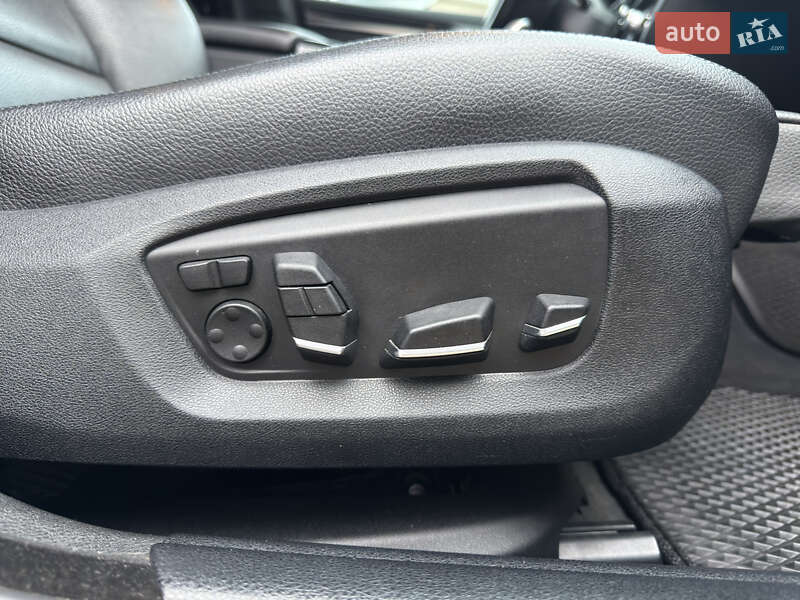 Седан BMW 5 Series 2014 в Южноукраинске