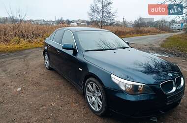 Седан BMW 5 Series 2005 в Малині