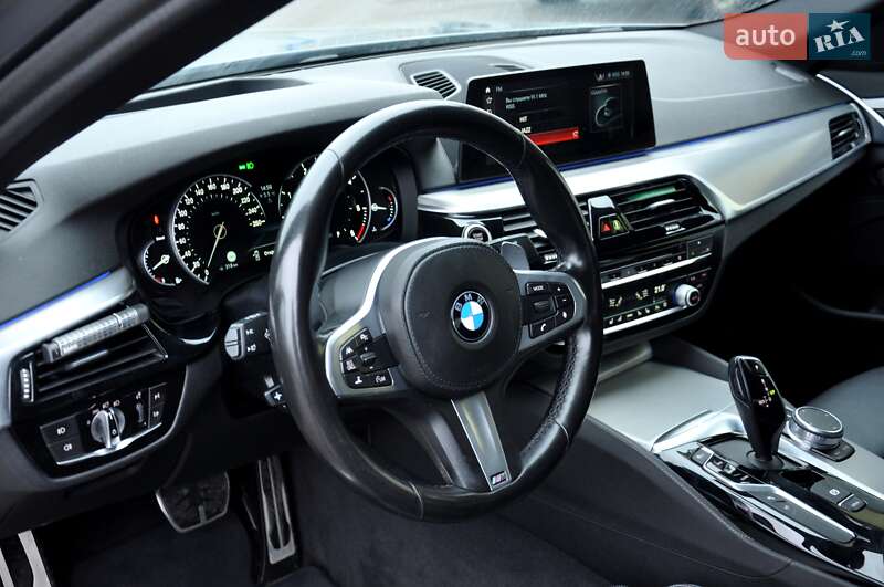 Седан BMW 5 Series 2018 в Львове фото 19 Седан BMW 5 Series 2018 в Львове