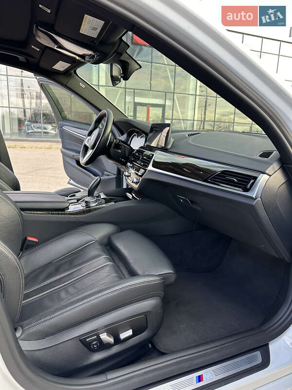 Седан BMW 5 Series 2017 в Харкові