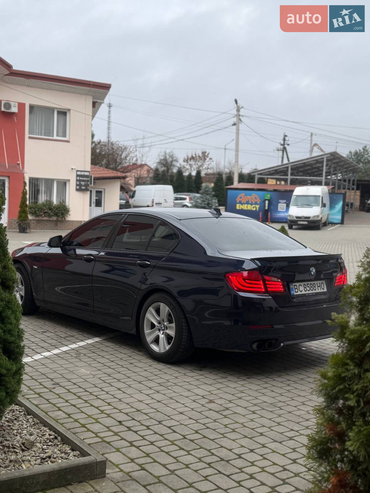 2011 BMW 5er - мініатюра 12