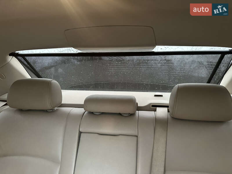 Седан BMW 5 Series 2010 в Полтаві