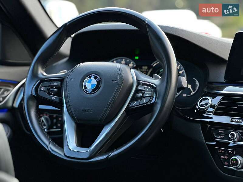 Седан BMW 5 Series 2018 в Киеве