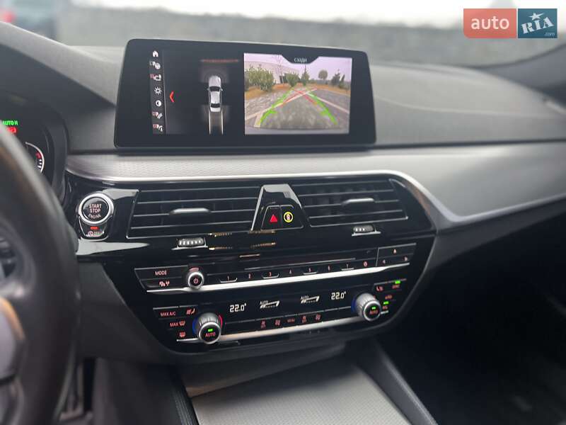 Седан BMW 5 Series 2017 в Мукачевому