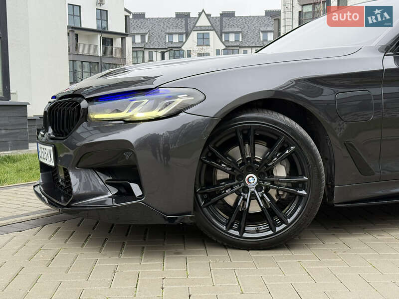 Седан BMW 5 Series 2018 в Киеве фото 6 Седан BMW 5 Series 2018 в Киеве