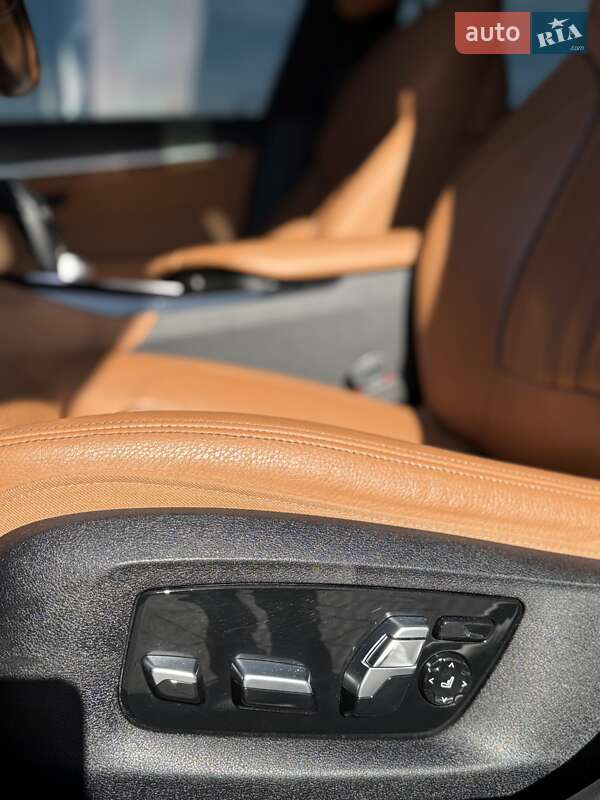 Седан BMW 5 Series 2020 в Стрые фото 42 Седан BMW 5 Series 2020 в Стрые