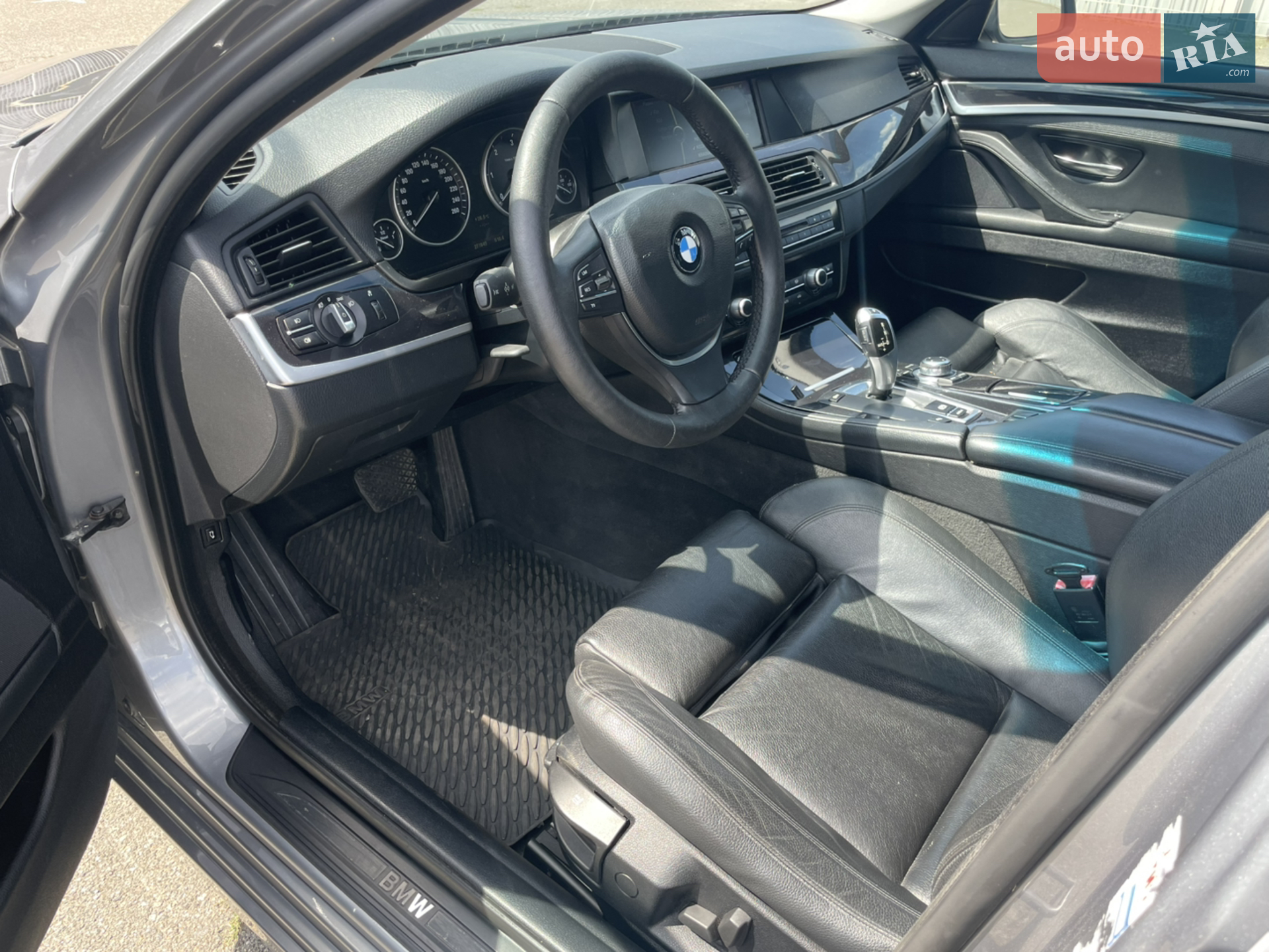 2011 BMW 5er - мініатюра 13