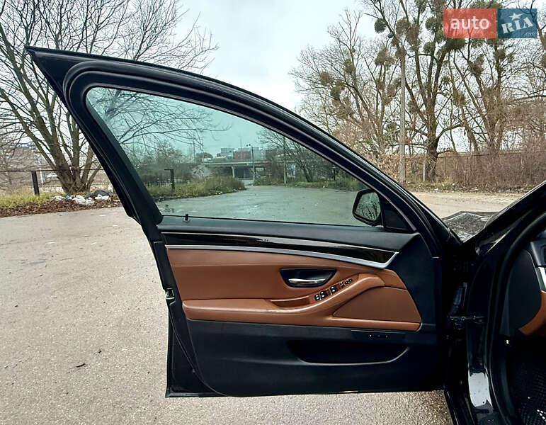 Седан BMW 5 Series 2011 в Киеве