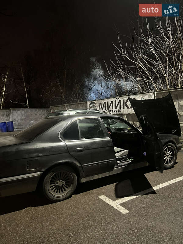 Седан BMW 5 Series 1989 в Киеве фото 2 Седан BMW 5 Series 1989 в Киеве