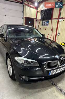 Седан BMW 5 Series 2010 в Пісочині