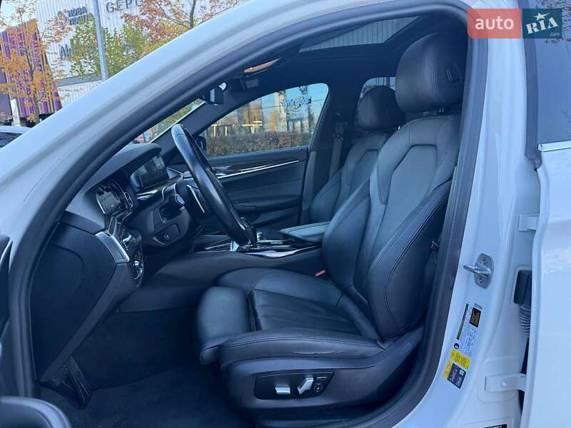 Седан BMW 5 Series 2018 в Киеве