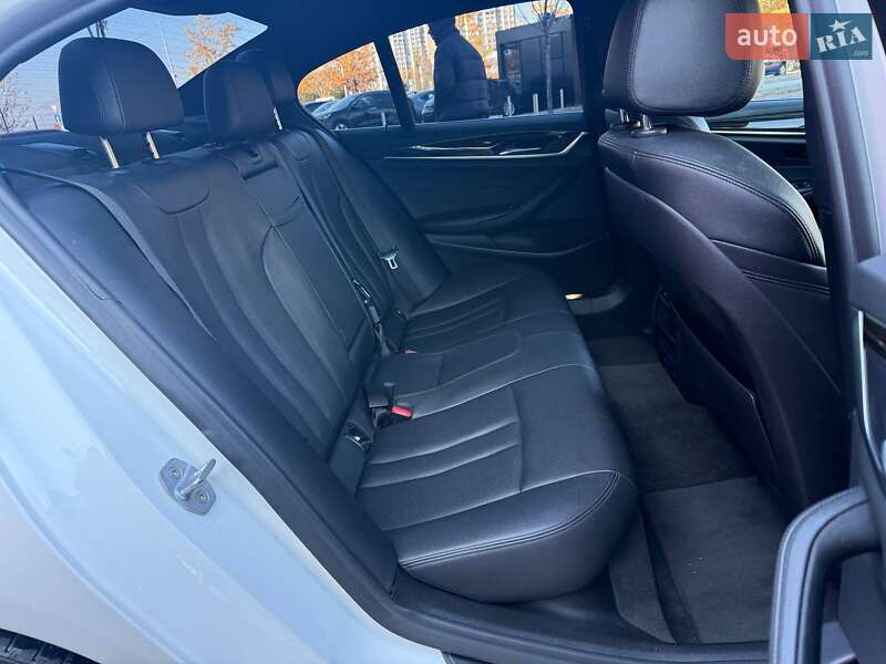 Седан BMW 5 Series 2018 в Киеве