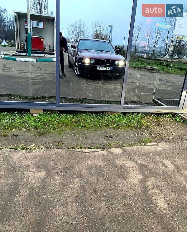 Седан BMW 5 Series 1991 в Николаеве фото 2 Седан BMW 5 Series 1991 в Николаеве