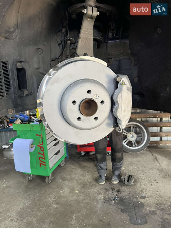 Универсал BMW 5 Series 2012 в Киеве